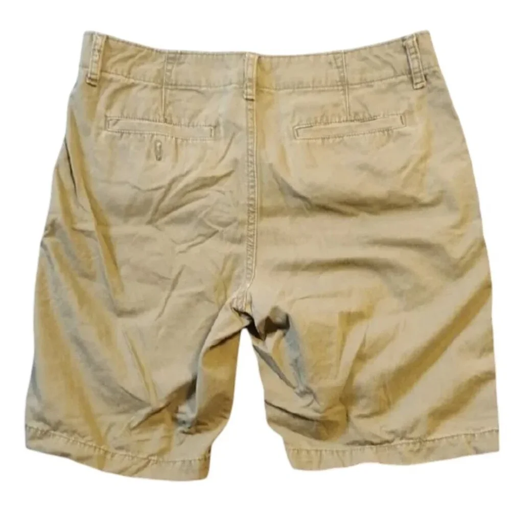 Izod Men's Khaki Flat Front Shorts